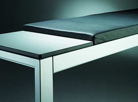 Picture of Sitzbänke Vitas, Stahl beschichtet mit Softleder Polsterung, Maße 1500 x 400 x 453 mm (B x T x H)